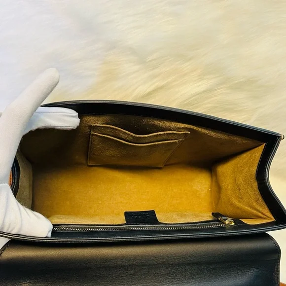 Gucci Black and Tan GG Canvas Shoulder Bag - Picture 6 of 17